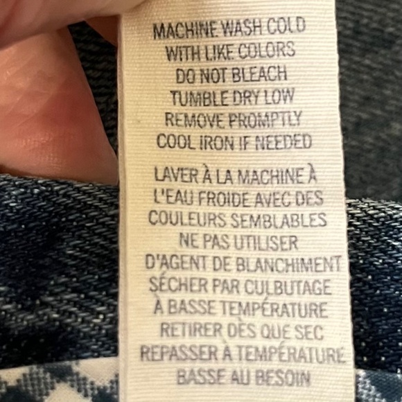 American Eagle Outfitters Women's Jean shorts, Size 4 - Picture 10 of 13